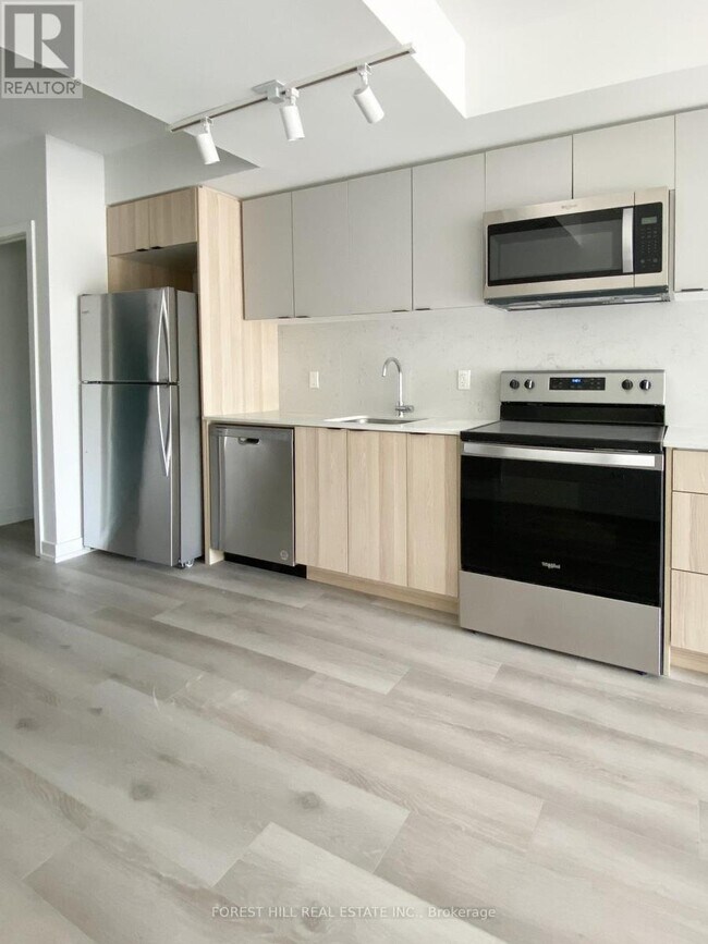 property at 2000 Bathurst St