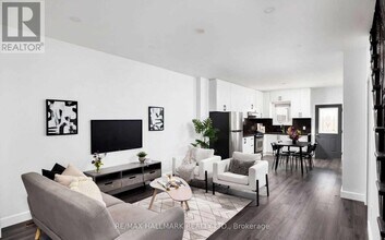 16 Brock Ave in Toronto, ON - Building Photo - Building Photo