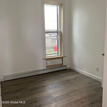 336 Clinton Ave in Albany, NY - Building Photo - Building Photo