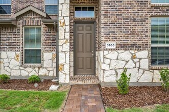 3100 Solana Cir in Denton, TX - Building Photo - Building Photo