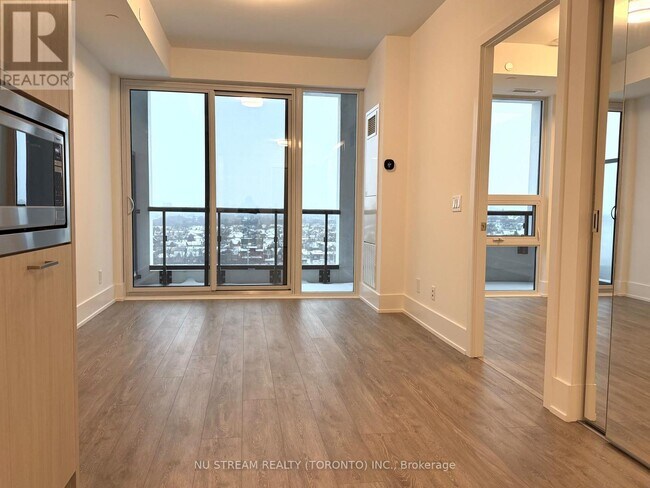 115 Denison Ave in Toronto, ON - Building Photo - Building Photo