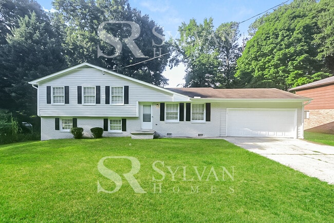 property at 2665 Shade Dr