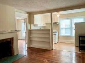 30 Strathallan Park in Rochester, NY - Building Photo - Building Photo