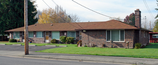 122 15th St SW in Puyallup, WA - Building Photo - Building Photo