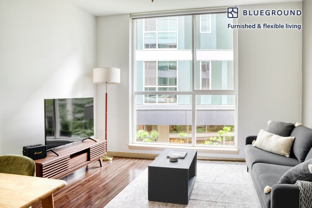 5343 Tallman Ave NW in Seattle, WA - Building Photo