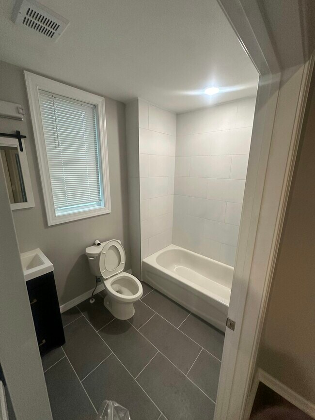 863 S 17th St in Newark, NJ - Building Photo - Building Photo
