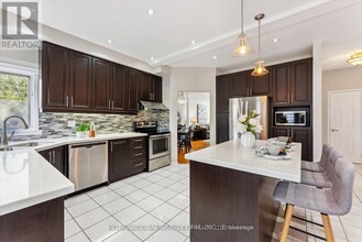 23 Morden Crescent in Ajax, ON - Building Photo - Building Photo