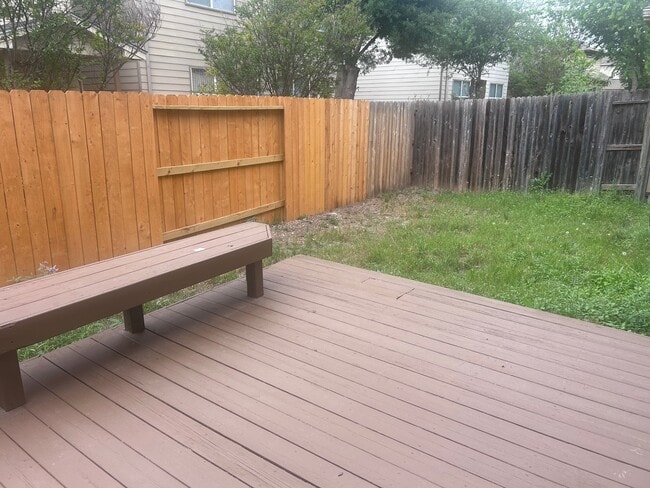 5435 Bright Run in San Antonio, TX - Building Photo - Building Photo