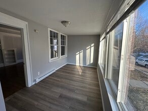 187 Robie St W in St. Paul, MN - Foto de edificio - Building Photo