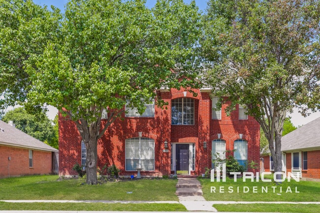 property at 5108 Highlands Dr