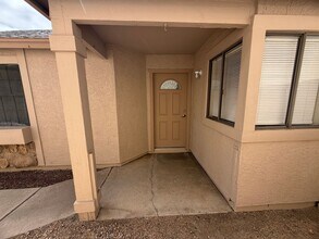 6328 W Mercer Ln in Glendale, AZ - Building Photo - Building Photo