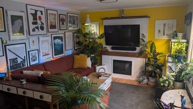 5376 Houck Dr in Niagara Falls, ON - Building Photo - Building Photo