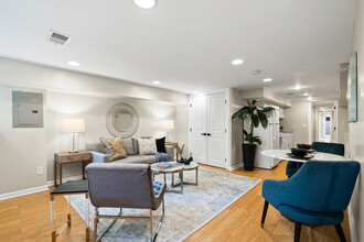 1403 G St NE, Unit 2 in Washington, DC - Building Photo - Building Photo