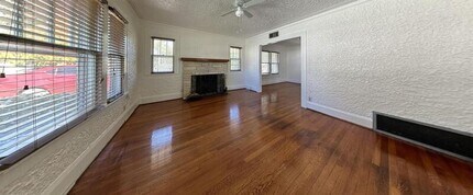 1013 23rd St W in Bradenton, FL - Building Photo - Building Photo