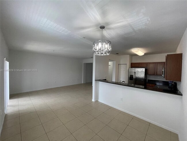 8760 NW 97th Ave in Doral, FL - Building Photo - Building Photo