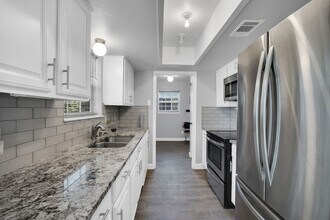 2610 Cheyenne St in Irving, TX - Building Photo - Building Photo