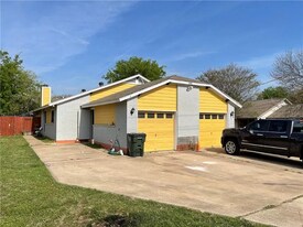 605 Luther Dr in Georgetown, TX - Building Photo