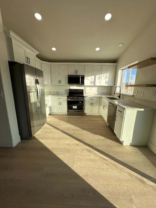 8742 N 114th Ave in Peoria, AZ - Building Photo - Building Photo