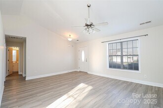 3007 Laurel Creek Ln in Monroe, NC - Building Photo - Building Photo