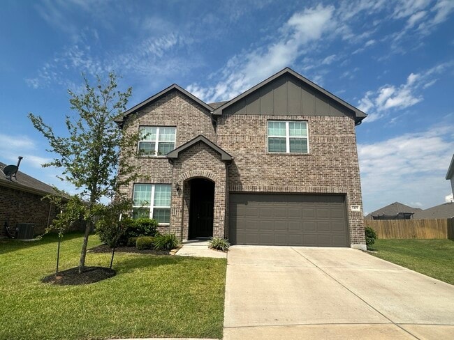 property at 3419 Golden Amber Ct