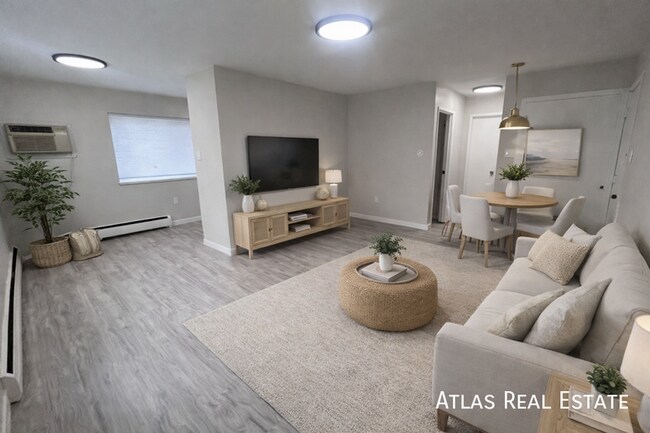 551 S Fairfax St in Glendale, CO - Building Photo - Building Photo