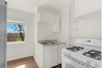 611 Maude Ave in Baltimore, MD - Building Photo - Building Photo