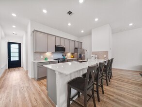 674 Royal Arch Dr in Conroe, TX - Building Photo - Building Photo