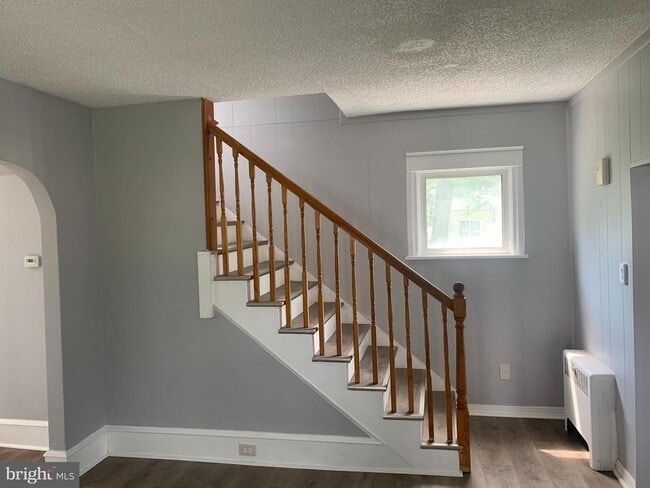 property at 9 Dartmouth Ave