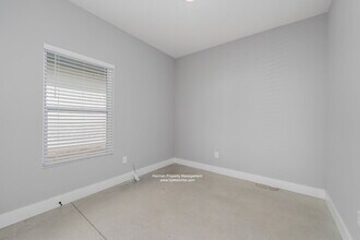 2168 S Thatcher Ct in Wichita, KS - Building Photo - Building Photo