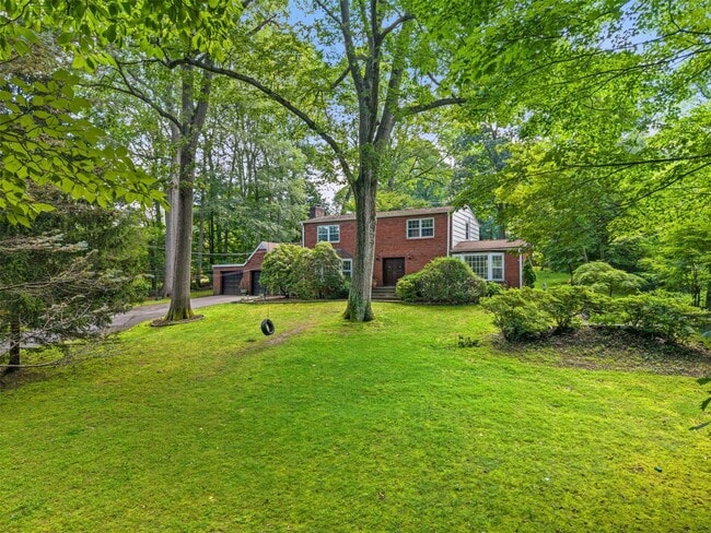 property at 62 Sprain Valley Rd