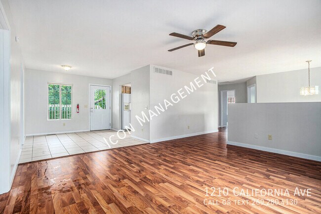 1210 California Ave in Kalamazoo, MI - Building Photo - Building Photo
