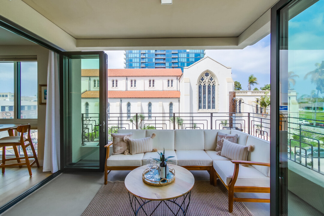 2665 5th, Unit 301 in San Diego, CA - Building Photo