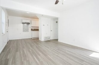 14001 Horseshoe Trail in Balch Springs, TX - Foto de edificio - Building Photo