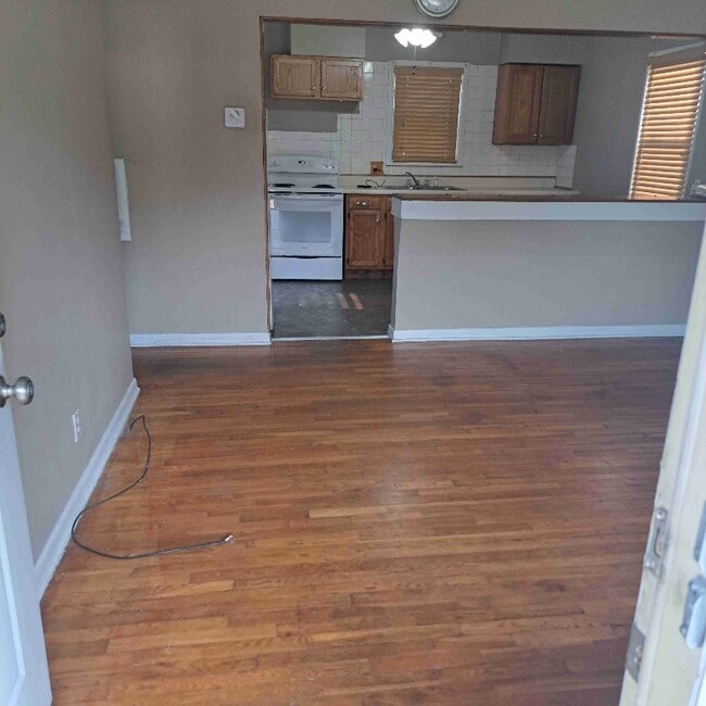 1106 Stack Ave in Salina, KS - Building Photo - Building Photo