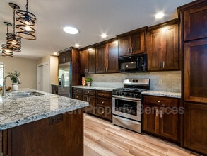 2749 Sandhurst Dr in Cameron Park, CA - Building Photo - Building Photo