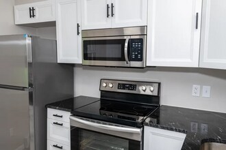 304 Sal Blvd in Trenton, OH - Building Photo - Building Photo