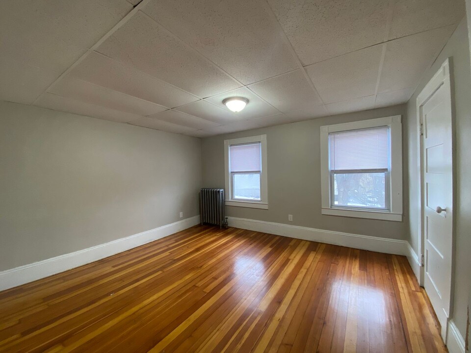 41-43 Belmont Ave in Springfield, MA - Building Photo