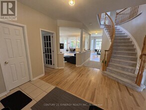 149 Insmill Crescent in Ottawa, ON - Building Photo - Building Photo