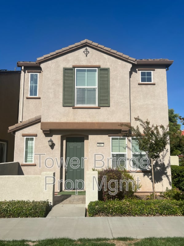 property at 3057 Village Park Dr