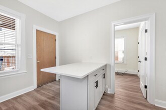 16 O St, Unit 2 in Boston, MA - Building Photo - Building Photo