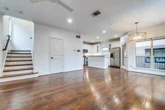 3421 Normandy Ave in Dallas, TX - Building Photo - Building Photo