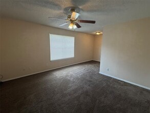 405 Oak St in Brazoria, TX - Building Photo - Building Photo