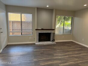 100 Hurlbut St in Pasadena, CA - Building Photo - Building Photo