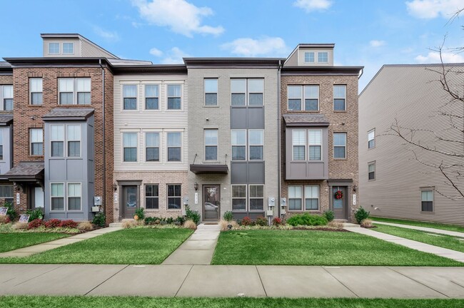 property at 272 Phoenix Dr