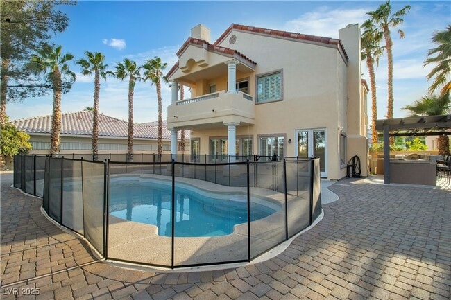 property at 2600 Sun Reef Rd