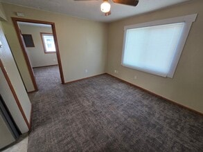 102 Rako St SE in Bemidji, MN - Building Photo - Building Photo
