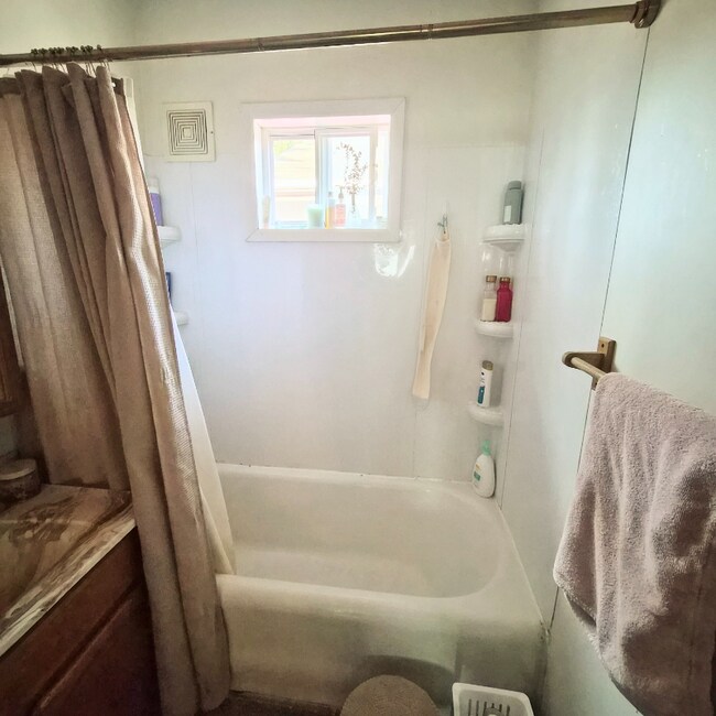 114 Fayette Blvd in Syracuse, NY - Foto de edificio - Building Photo