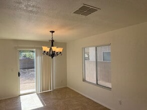 6279 S Earp Wash Ln in Tucson, AZ - Foto de edificio - Building Photo