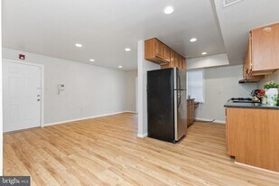 5009 D St SE in Washington, DC - Building Photo