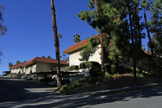 Canyon Oak Apartments in Riverside, CA - Foto de edificio - Building Photo